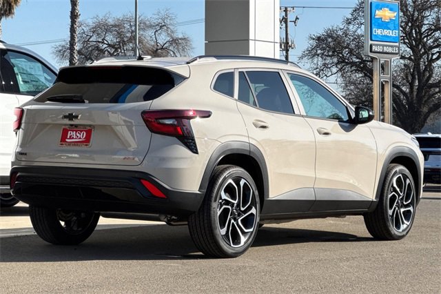 New 2026 Chevrolet Trax RS w/ Sunroof Package image 5