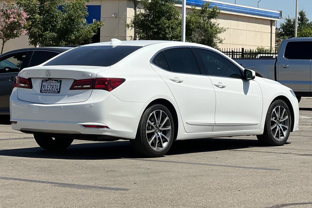 Used 2017 Acura TLX V6 w/ Advance Package FWD image 5