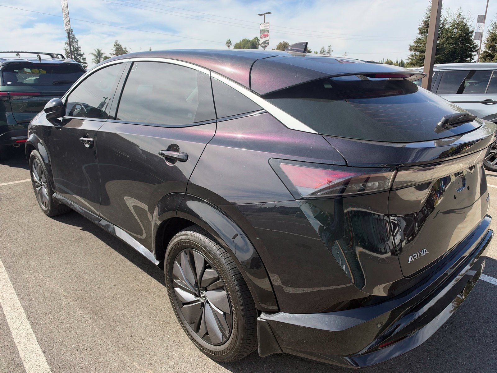 Certified 2023 Nissan Ariya FWD image 4