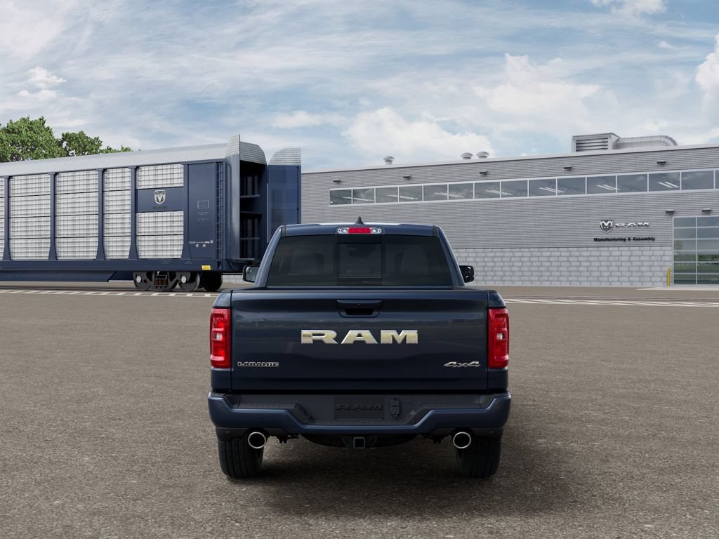 New 2027 RAM 1500 Laramie AWD/4WD image 7