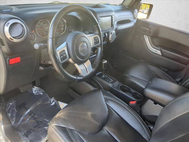 Used 2017 Jeep Wrangler Unlimited Rubicon AWD/4WD image 10