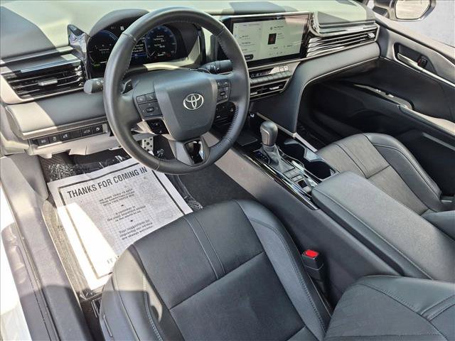 Used 2025 Toyota Camry XSE FWD image 10