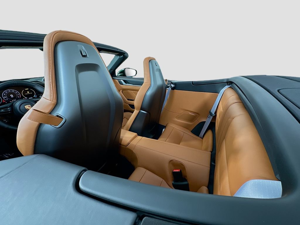 New 2026 Porsche 911 Carrera 4S image 24