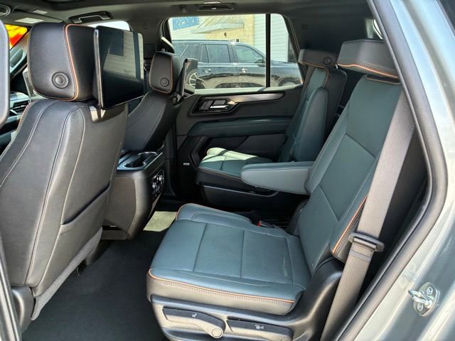 Used 2026 GMC Yukon AT4 w/ AT4 Premium Plus Package AWD/4WD image 12