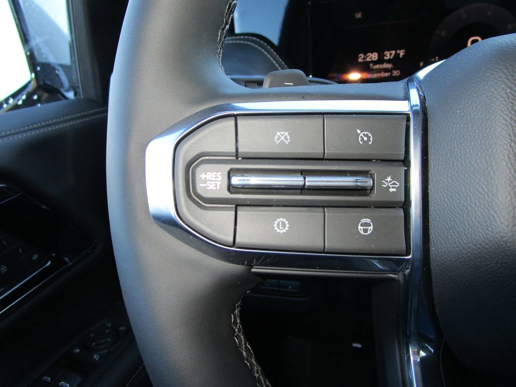 New 2026 GMC Yukon XL Elevation w/ Elevation Premium Package image 38