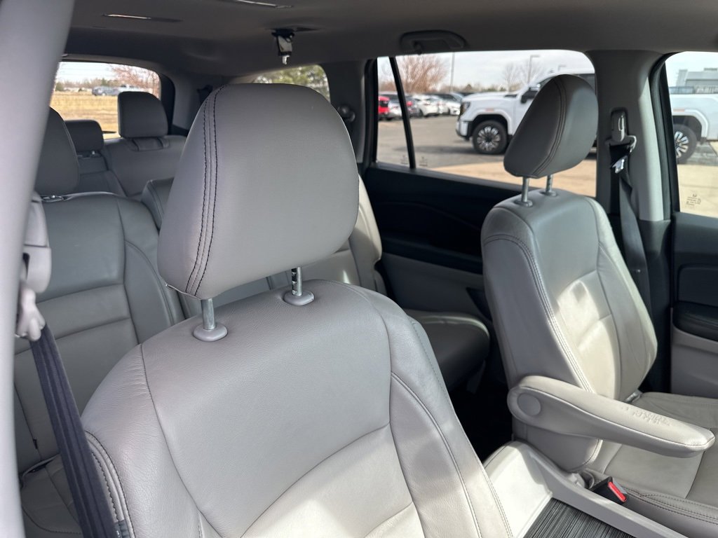 Used 2016 Honda Pilot EX image 34