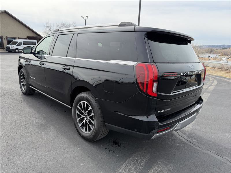 Used 2025 Ford Expedition Max Platinum image 5
