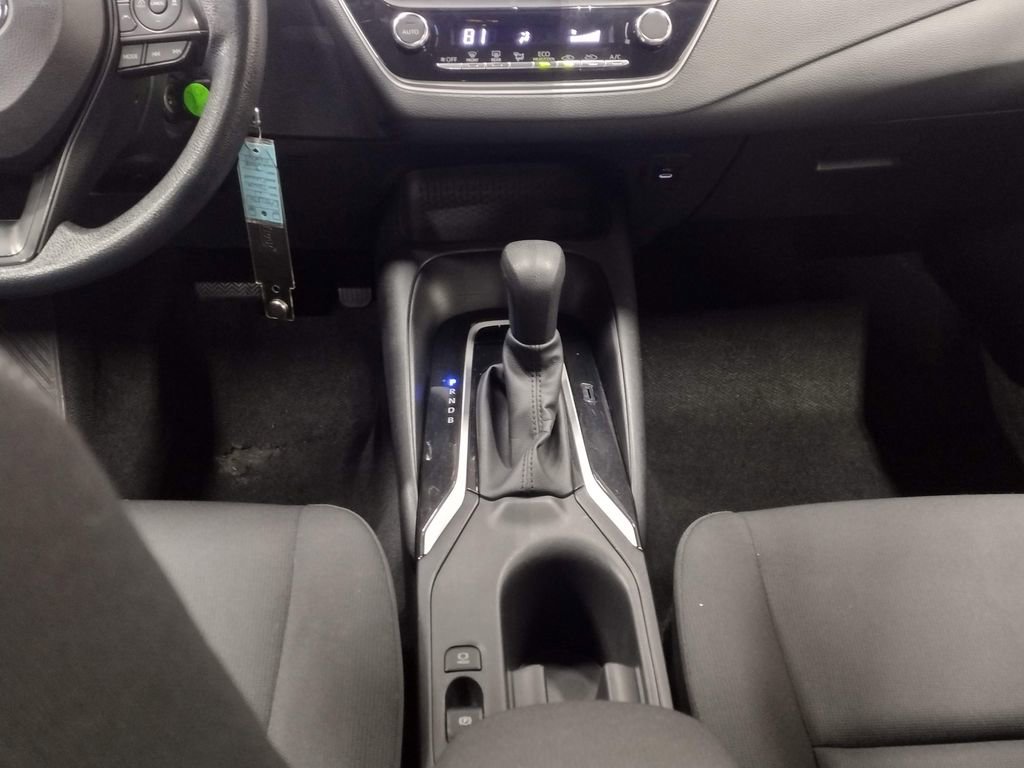 Used 2023 Toyota Corolla LE image 32