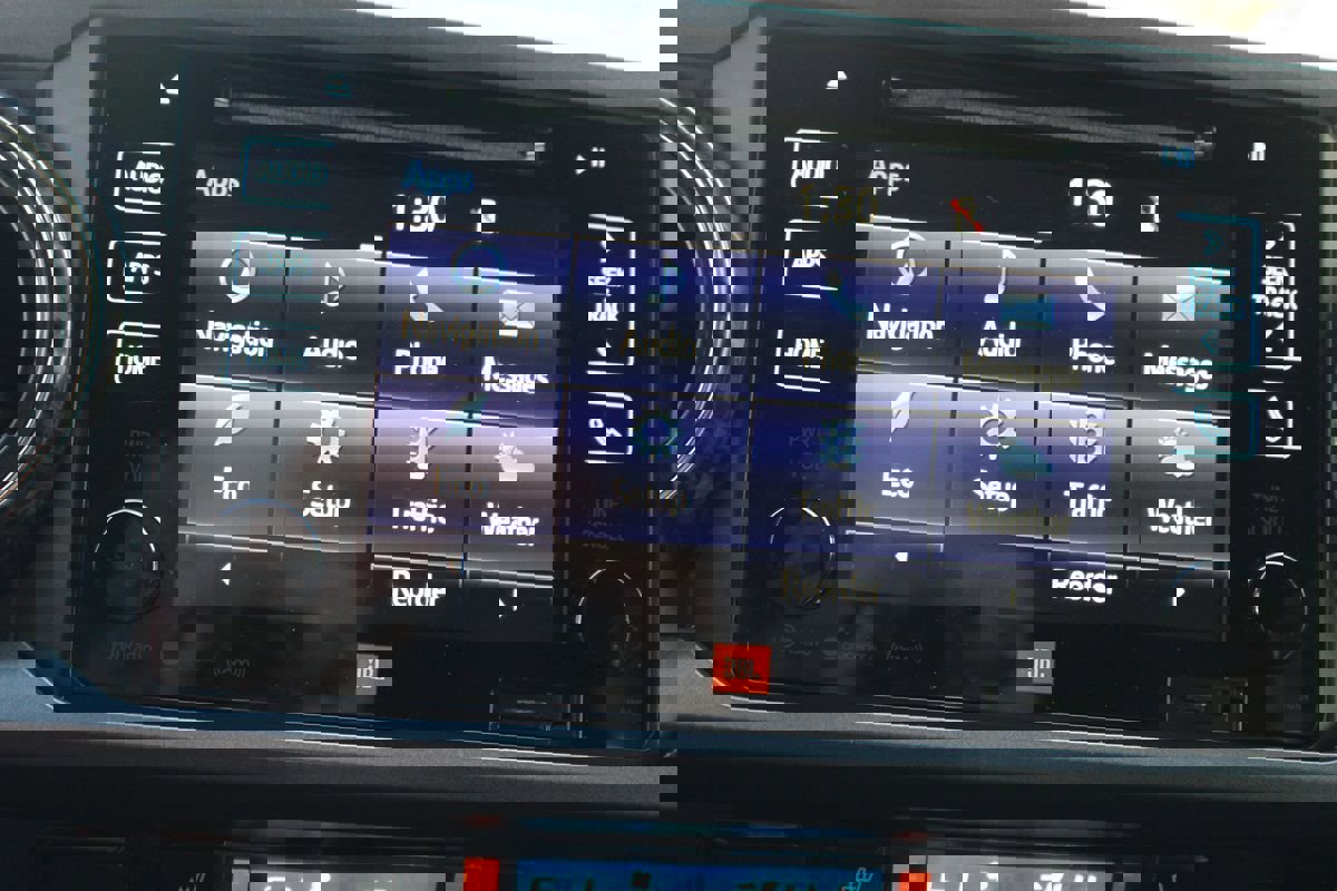 Used 2017 Toyota Tacoma TRD Off-Road image 29