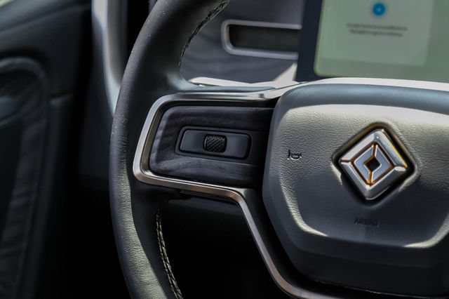 Used 2023 Rivian R1S Adventure AWD/4WD image 23