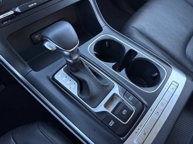 Used 2022 Kia Carnival LX FWD image 29