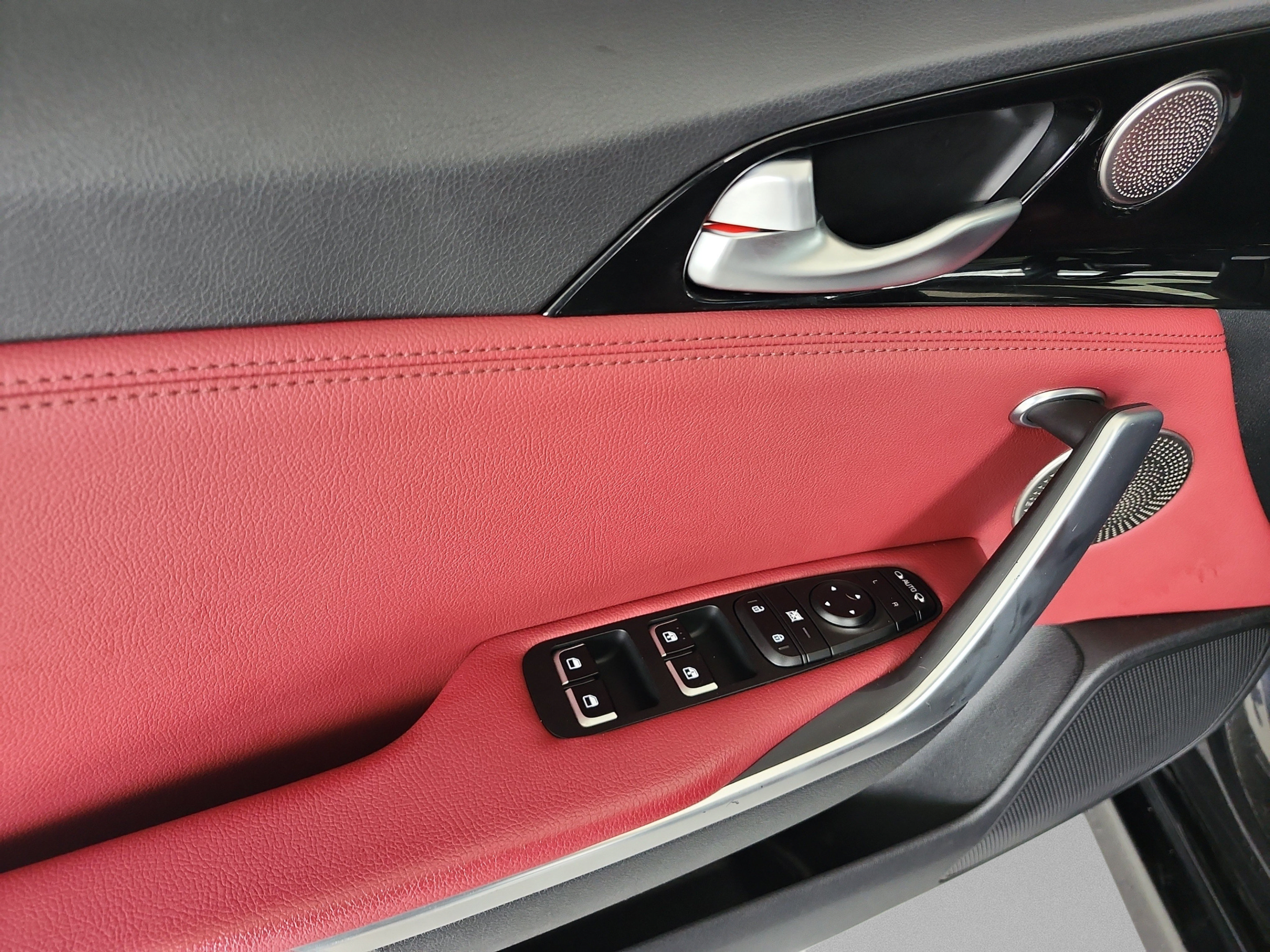 Used 2021 Kia Stinger GT-Line w/ Sun & Sound Package RWD image 16