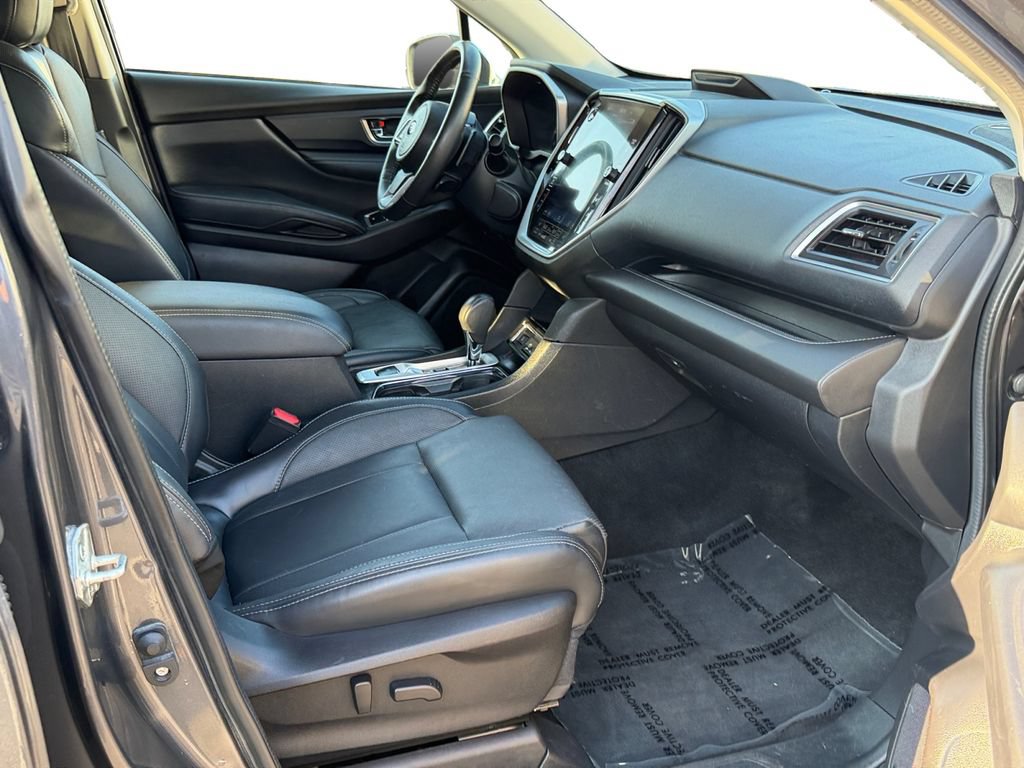 Used 2023 Subaru Ascent Limited w/ Technology Package AWD/4WD image 8