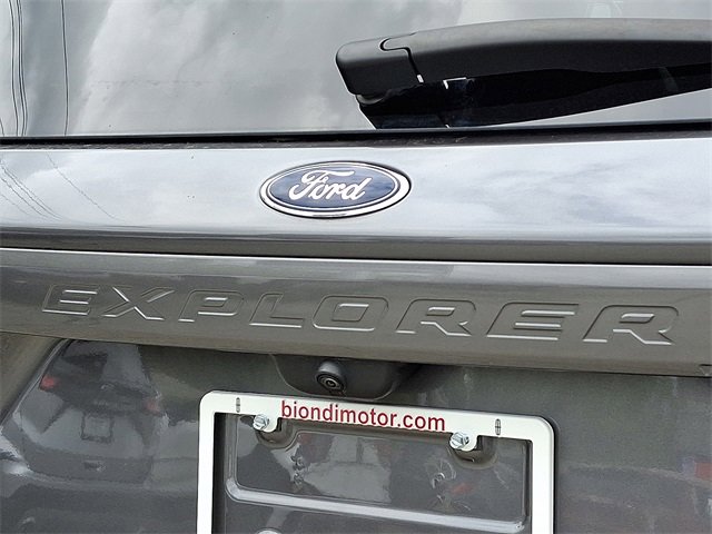 Used 2024 Ford Explorer XLT w/ Equipment Group 202A AWD/4WD image 30