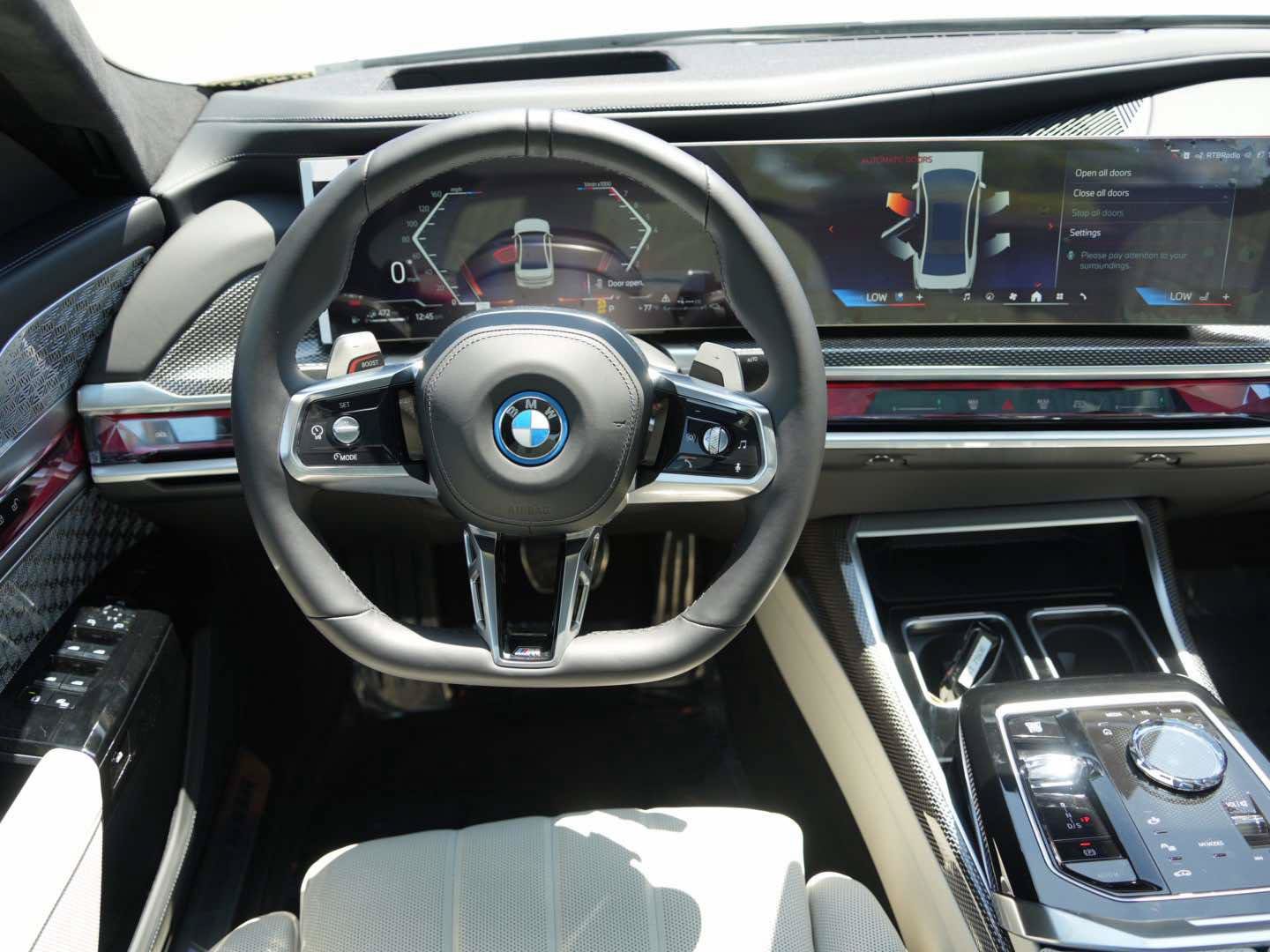 Used 2026 BMW 750e xDrive w/ Executive Package AWD/4WD image 8
