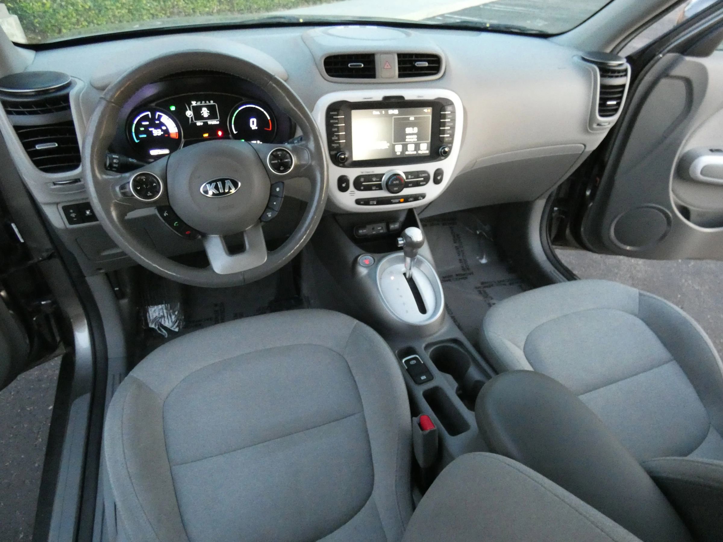 Used 2018 Kia Soul EV image 19