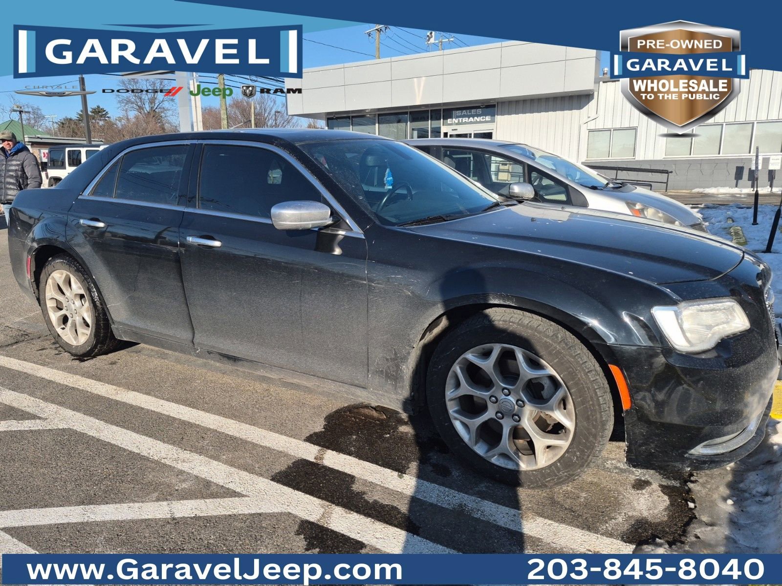 Used 2017 Chrysler 300 C Platinum AWD/4WD image 1