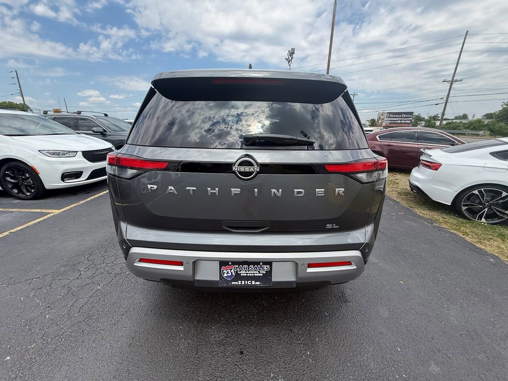 Used 2023 Nissan Pathfinder SL FWD image 4