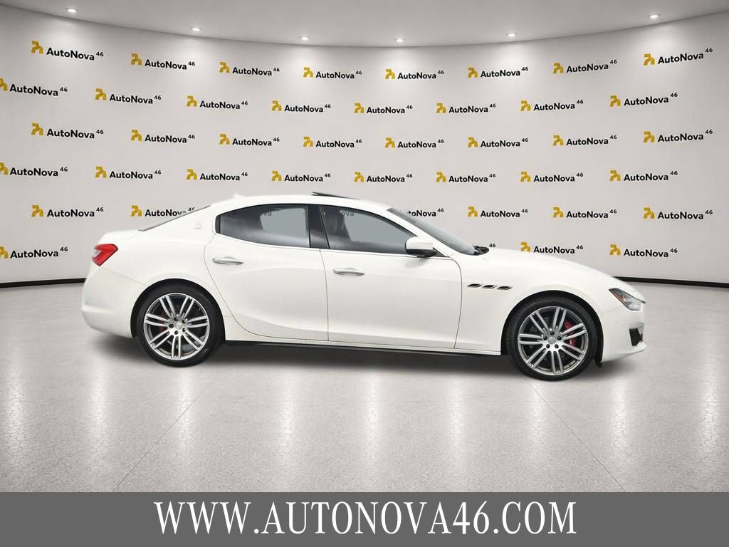 Used 2019 Maserati Ghibli S Q4 AWD/4WD image 10