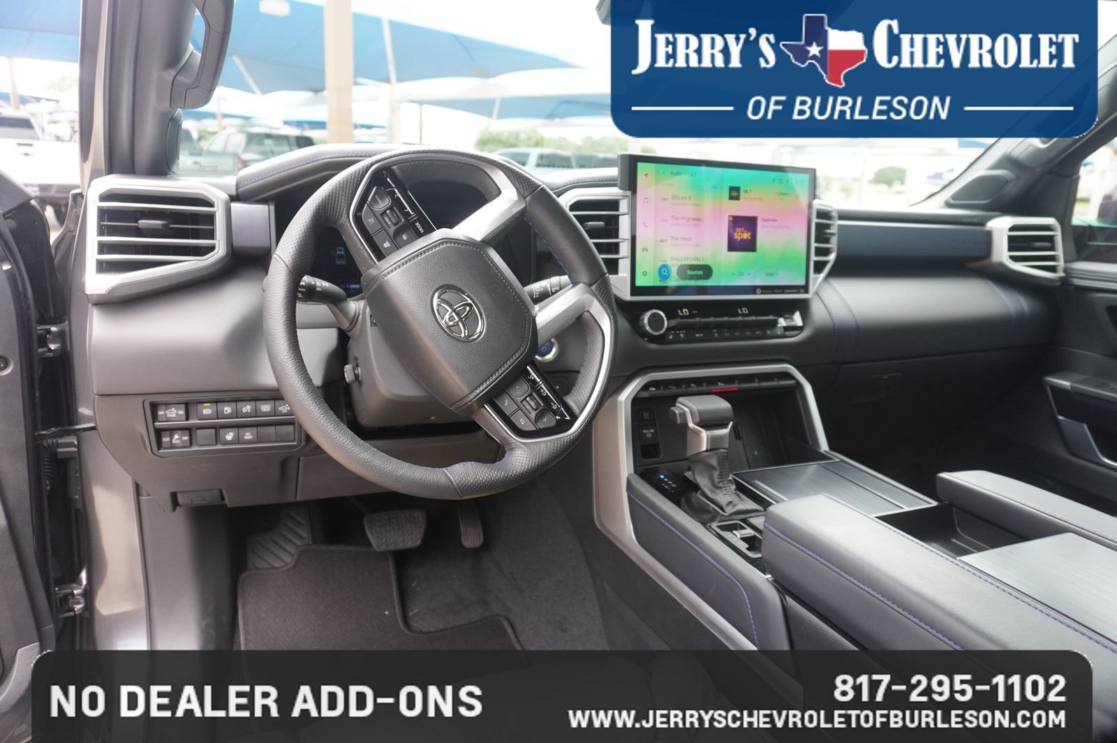 Used 2024 Toyota Tundra Platinum AWD/4WD image 8