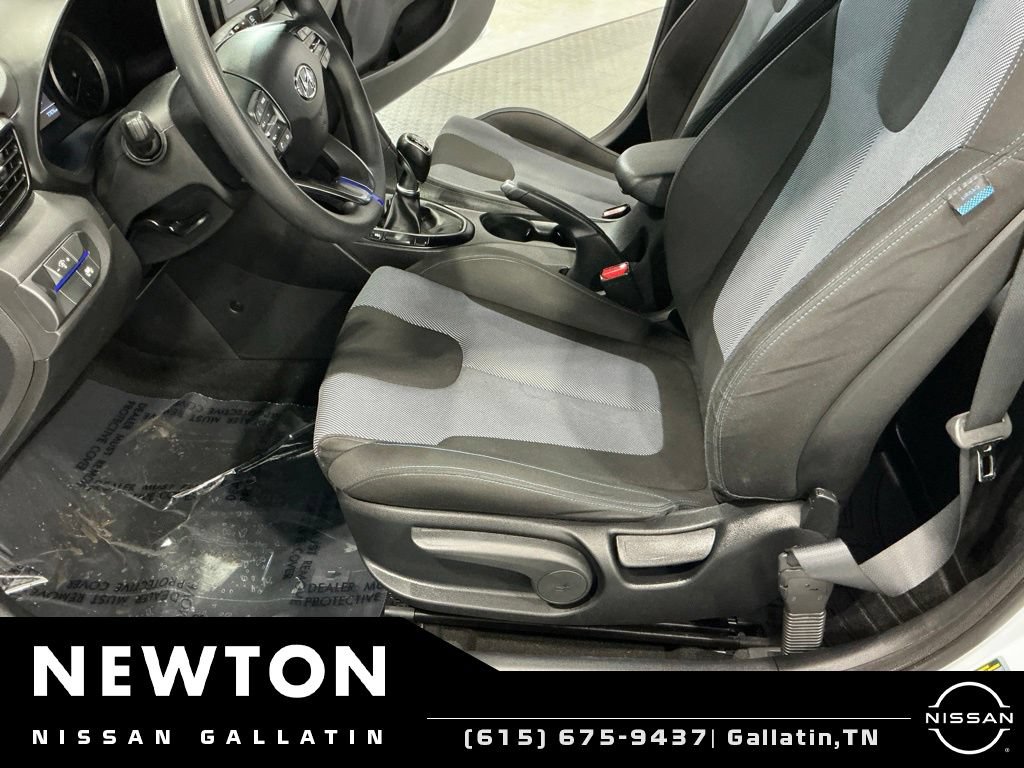 Used 2019 Hyundai Veloster 2.0 FWD image 11