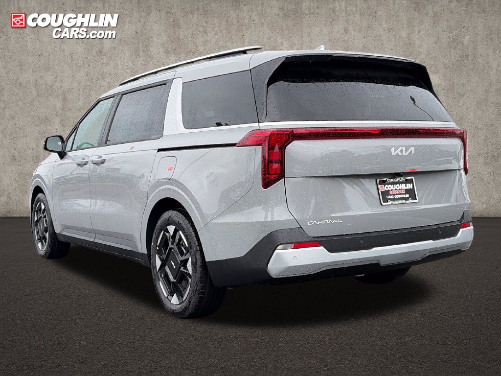 New 2027 Kia Carnival EX FWD image 5