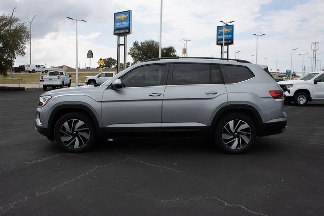Used 2024 Volkswagen Atlas SE image 4