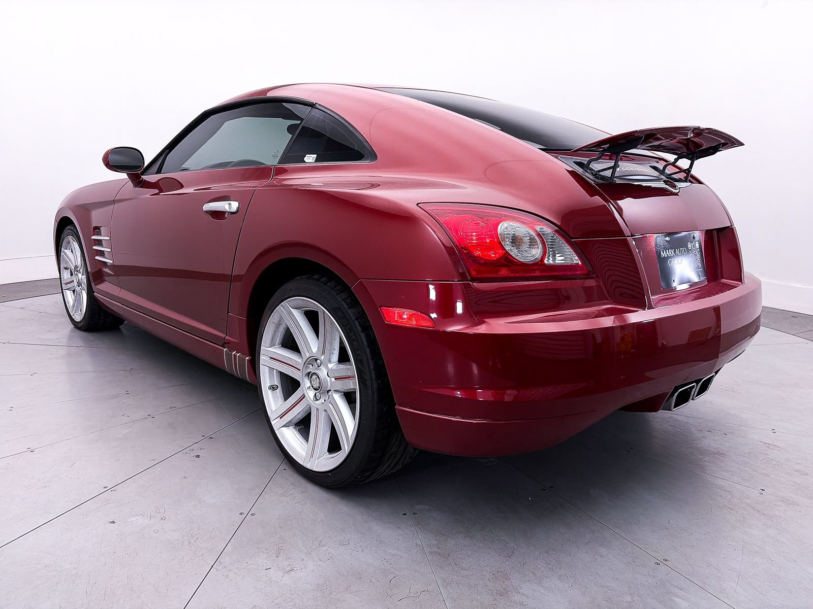 Used 2005 Chrysler Crossfire Limited RWD image 6