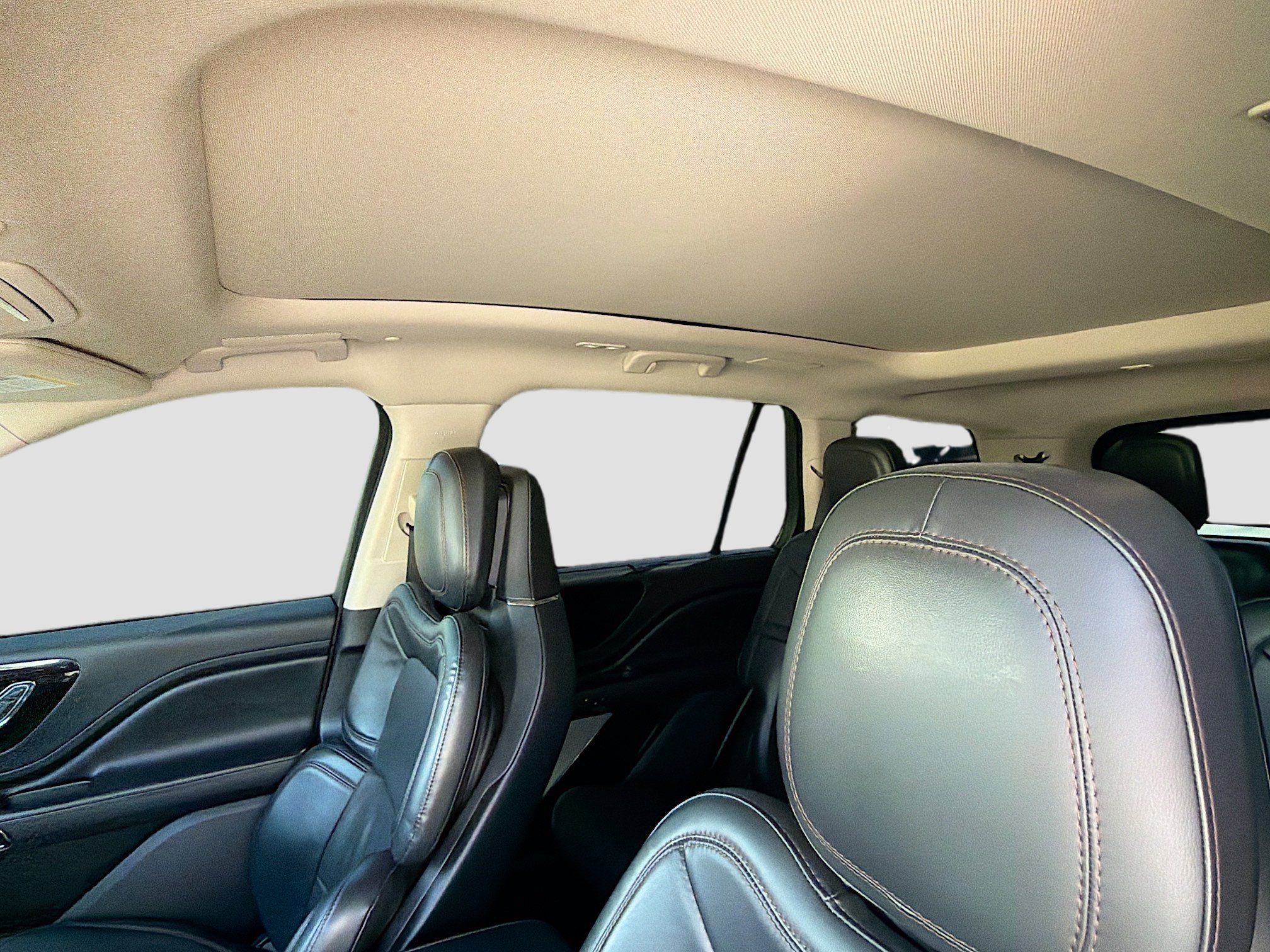 Used 2020 Lincoln Aviator Grand Touring w/ Equipment Group 302A image 27