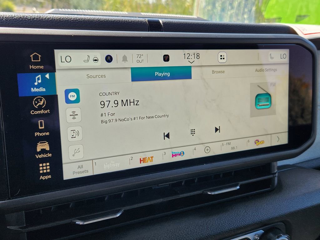 Used 2024 Jeep Gladiator Sport image 23