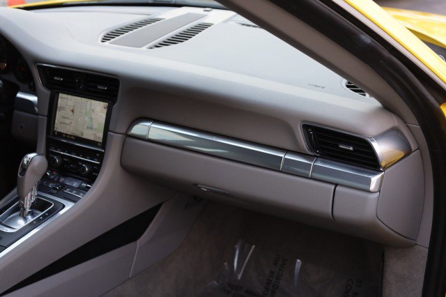 Used 2012 Porsche 911 Carrera image 39