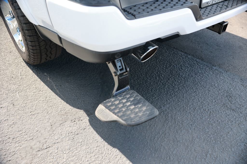 New 2026 RAM 1500 4x4 Crew Cab image 11