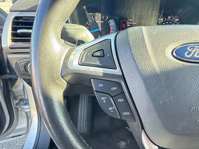 Used 2014 Ford Fusion SE w/ Equipment Group 202A image 30