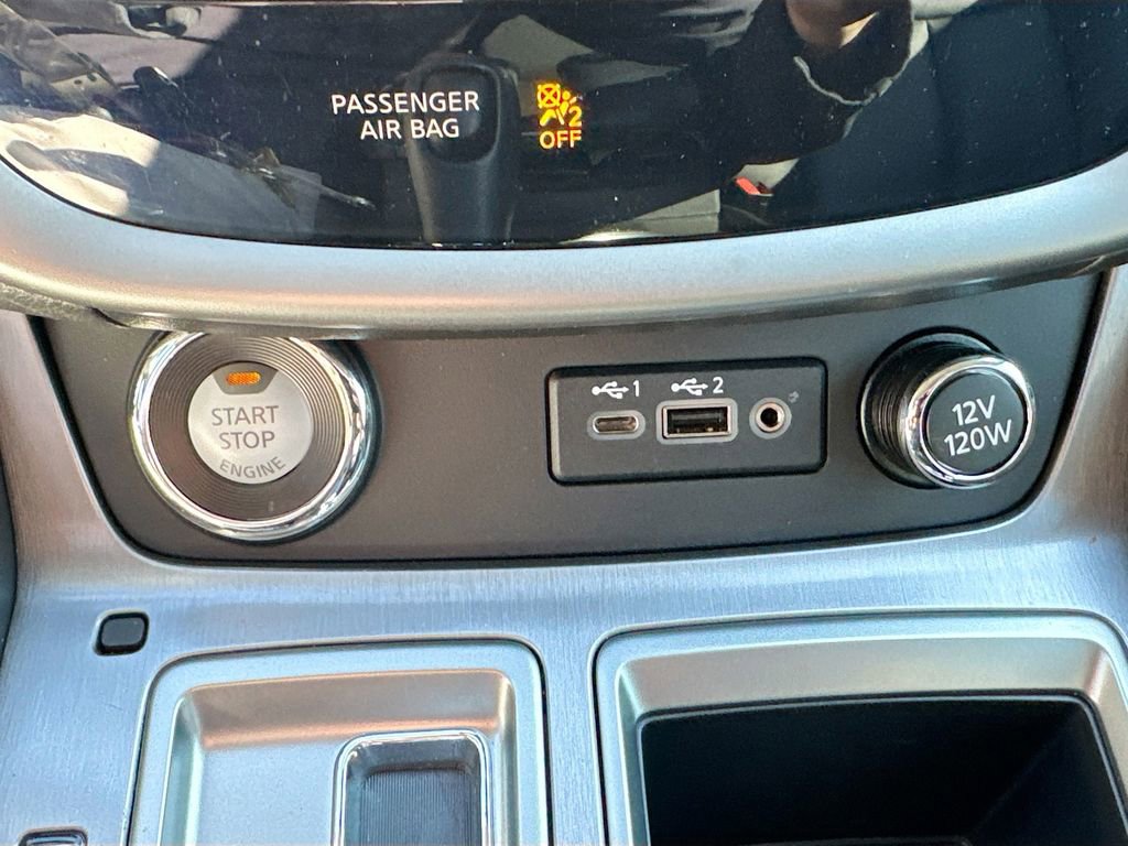 Used 2024 Nissan Murano SV image 16