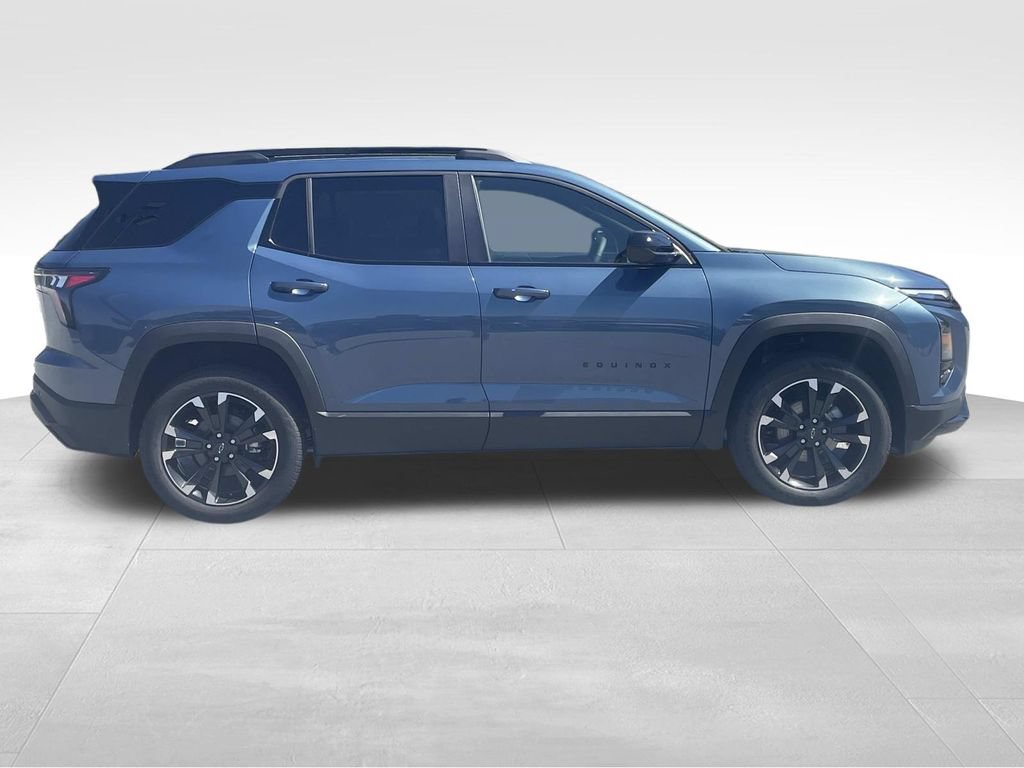 New 2026 Chevrolet Equinox RS w/ Convenience Package III FWD video 2
