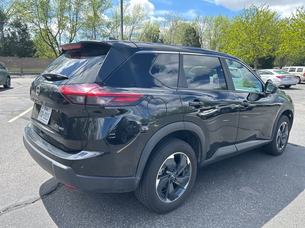 Used 2024 Nissan Rogue SV AWD/4WD image 21