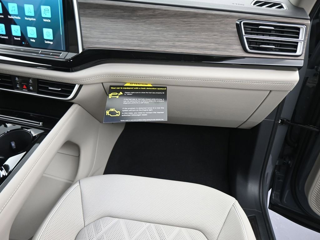 New 2026 Volkswagen Atlas SEL Premium R-Line image 44