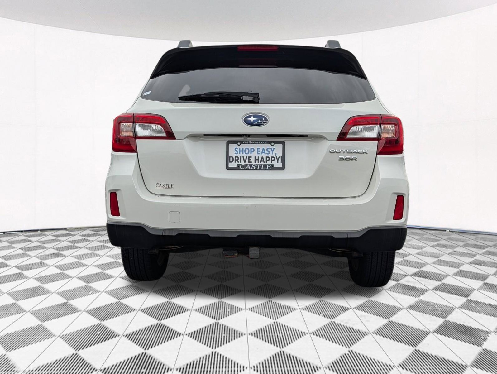 Used 2015 Subaru Outback 3.6R Limited AWD/4WD image 16