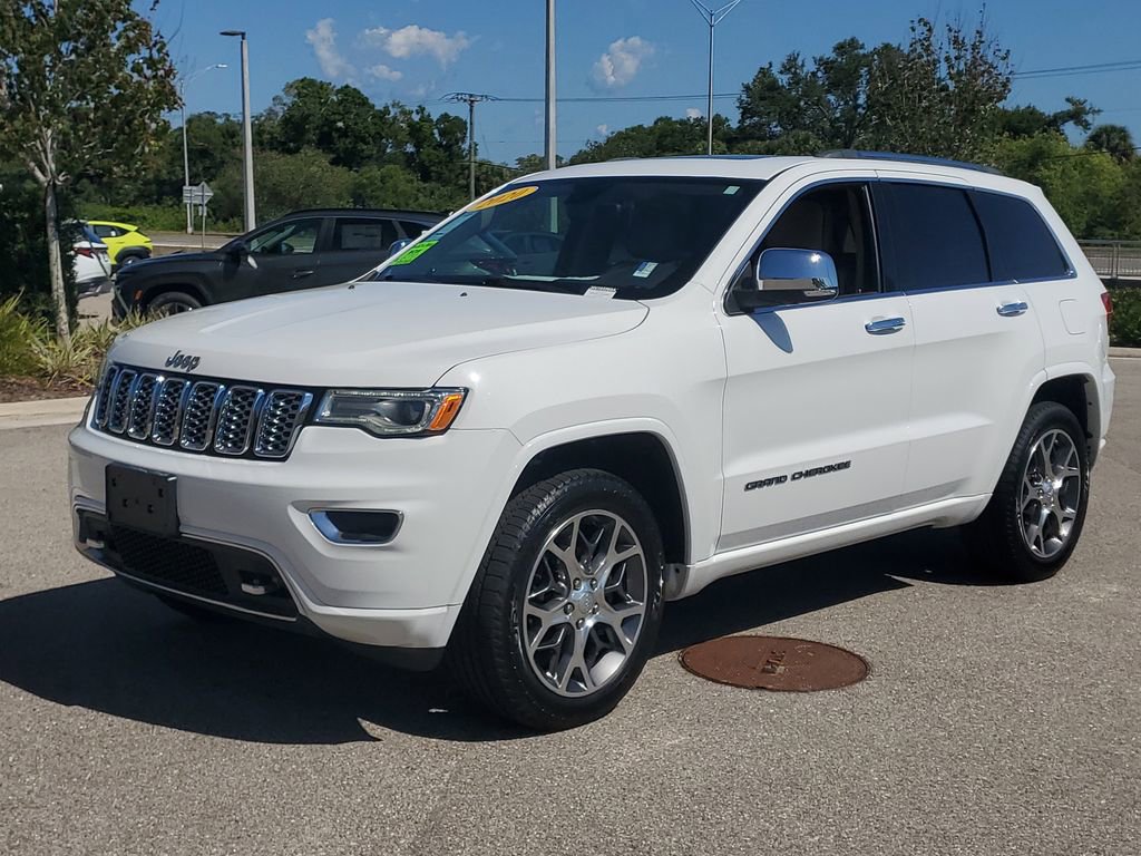Used 2020 Jeep Grand Cherokee Overland AWD/4WD image 4