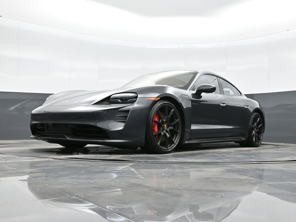 Certified 2023 Porsche Taycan GTS image 34