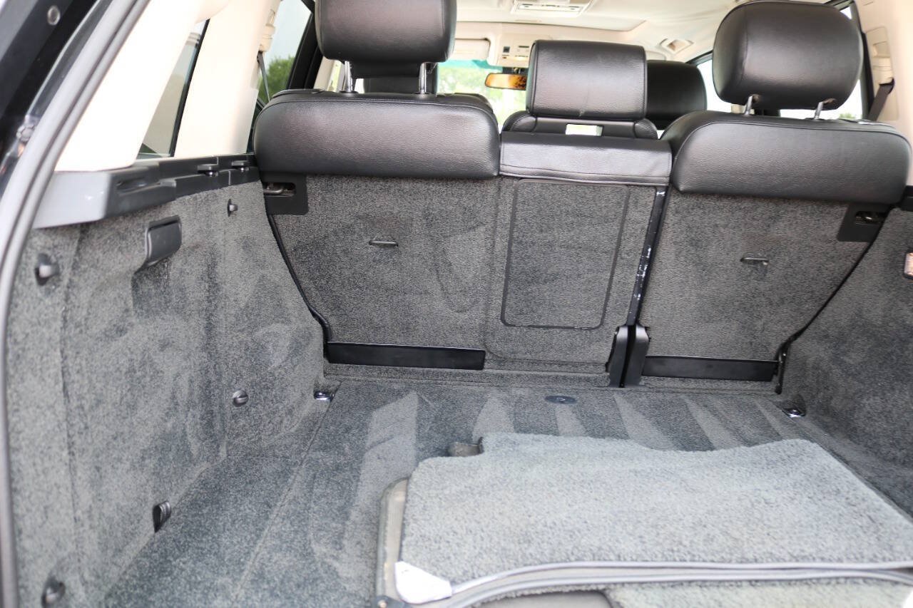 Used 2010 Land Rover Range Rover HSE AWD/4WD image 26