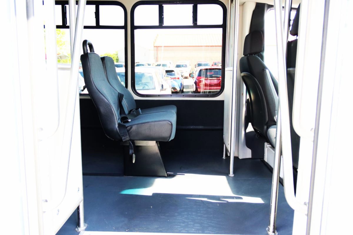 Used 2022 Mercedes-Benz Sprinter 3500 image 40