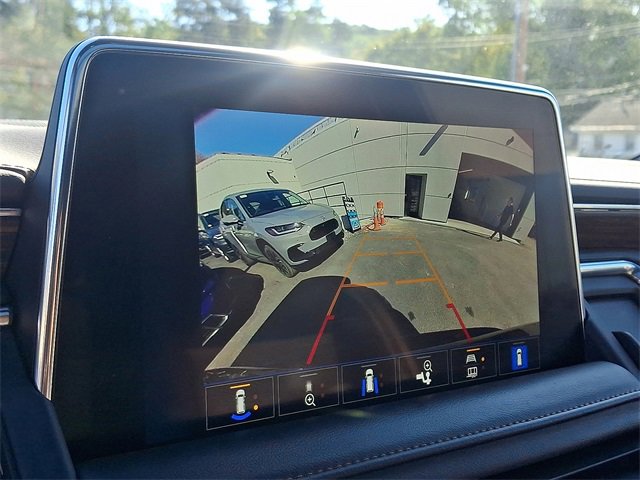 Used 2023 Chevrolet Suburban High Country image 22