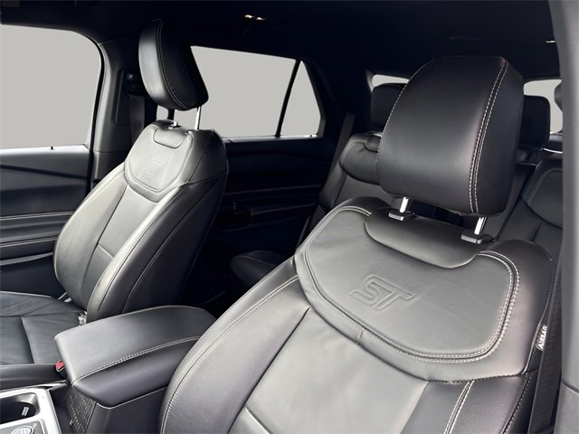 Used 2022 Ford Explorer ST image 8