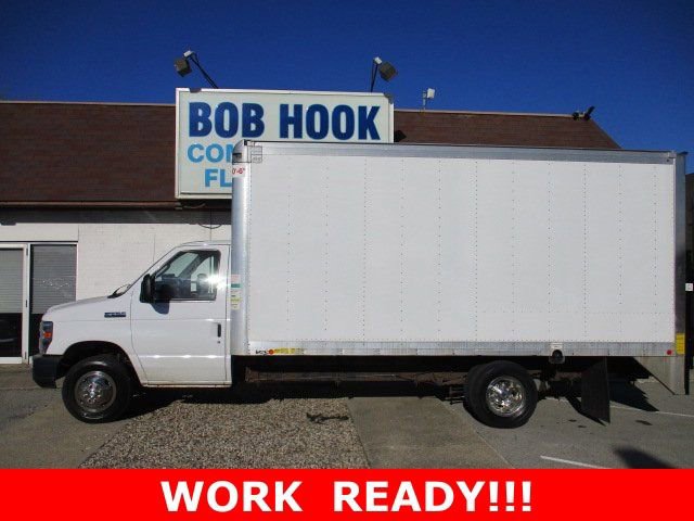 Used 2019 Ford E-350 and Econoline 350 Super Duty w/ Power Windows & Locks Group RWD image 27