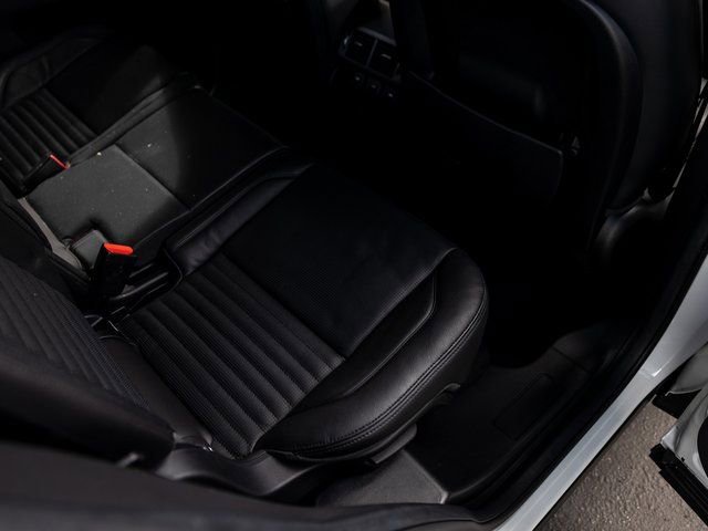 Used 2020 Land Rover Discovery Sport S image 36