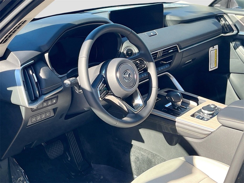 Certified 2025 MAZDA CX-90 Plug-In Hybrid w/Premium Sport image 9