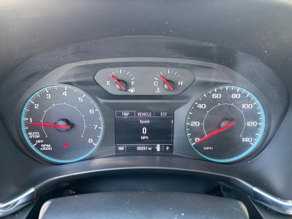 Used 2023 Chevrolet Equinox LS w/ Midnight Edition FWD image 7