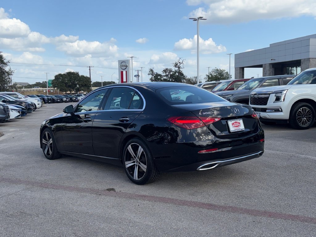 Used 2025 Mercedes-Benz C 300 4MATIC Sedan image 6