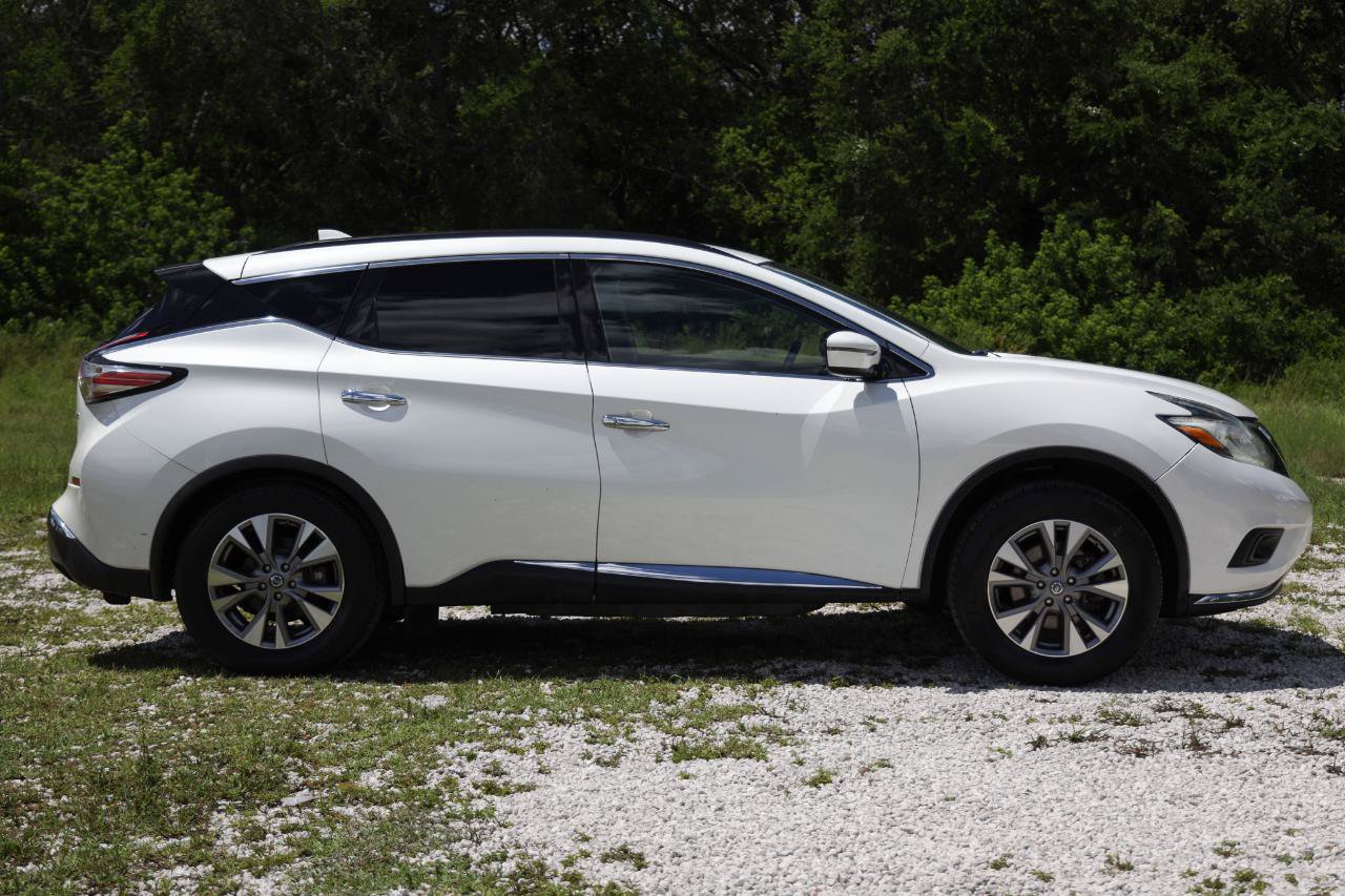 Used 2018 Nissan Murano SV AWD/4WD image 13